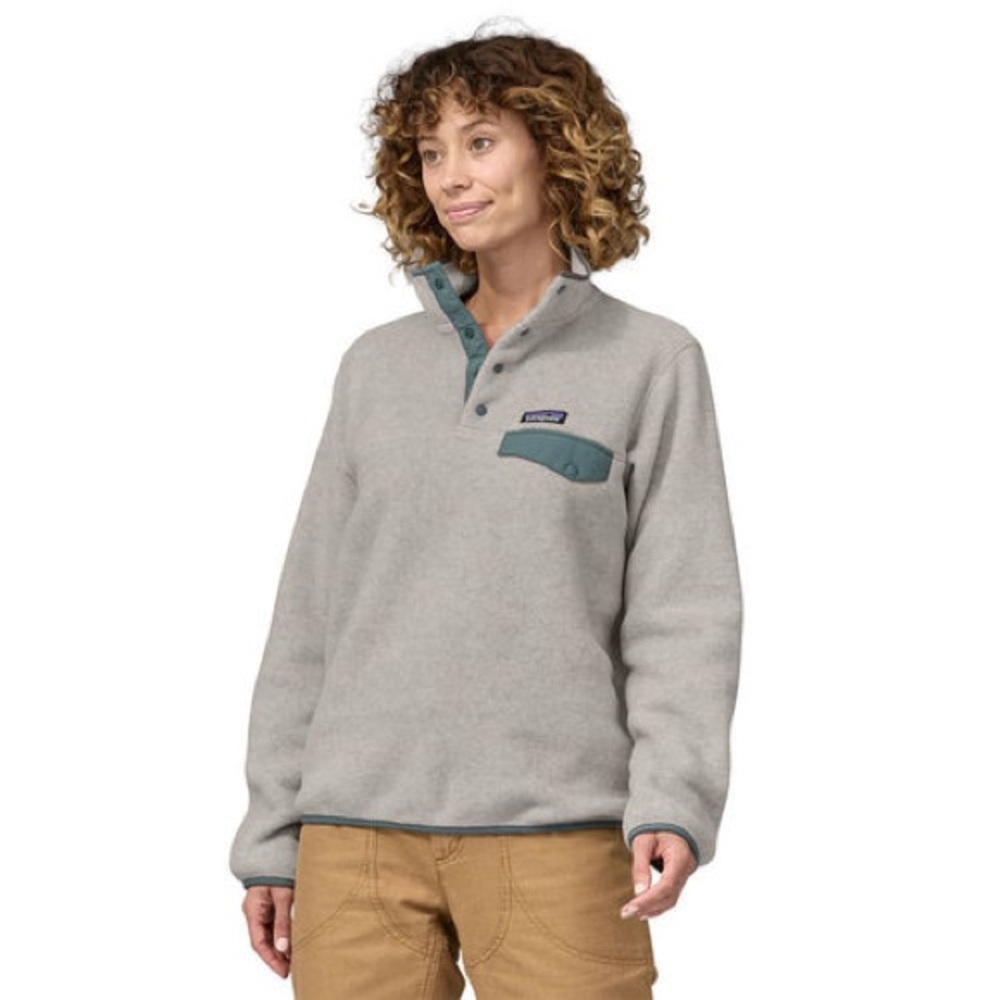Women's Lightweight Synchilla Snap-T Pullover - Oatmeal Heather w/Nouveau Green